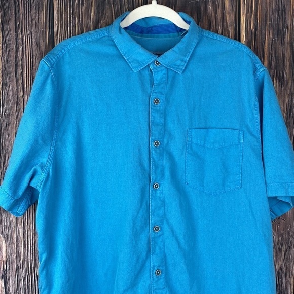 Men’s Tommy Bahama Sky Blue Cotton Blend Button Down Shirt- Size XL - Picture 2 of 11